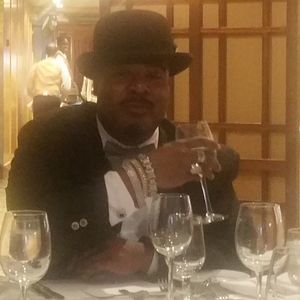 Meet your Posher, Christopher